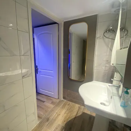 Office By Vilfredo Thessalonique