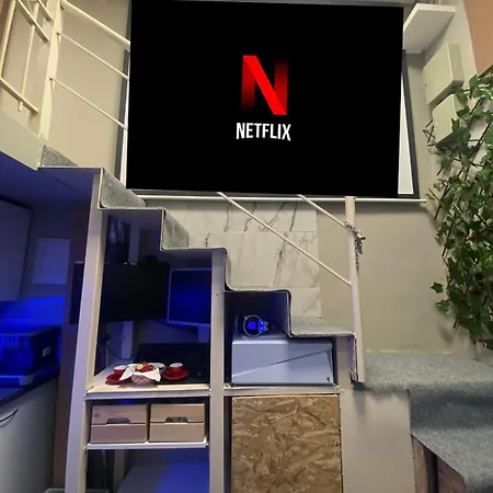 Office By Vilfredo * Salonic